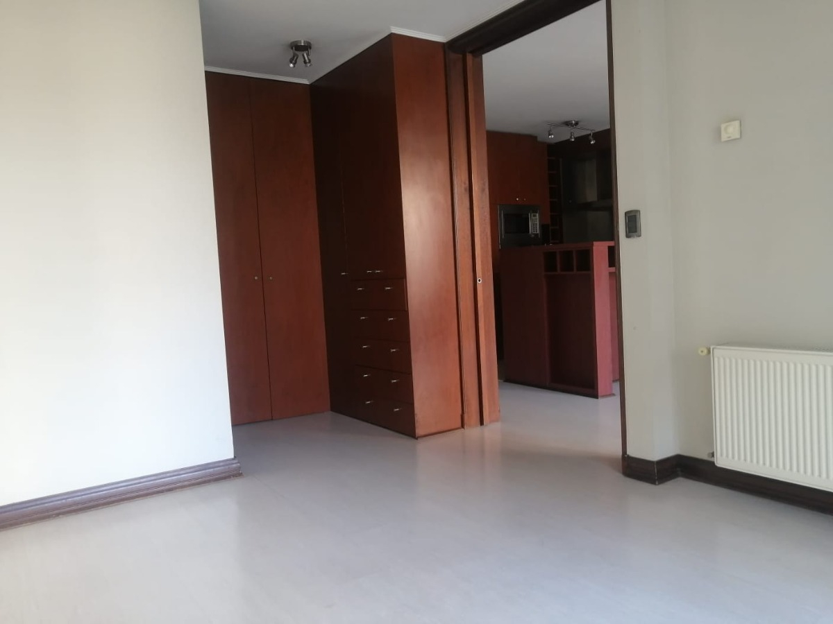 Arriendo Departamento 1D en suite 1B 1E 1B Barrio El Golf - Las Condes