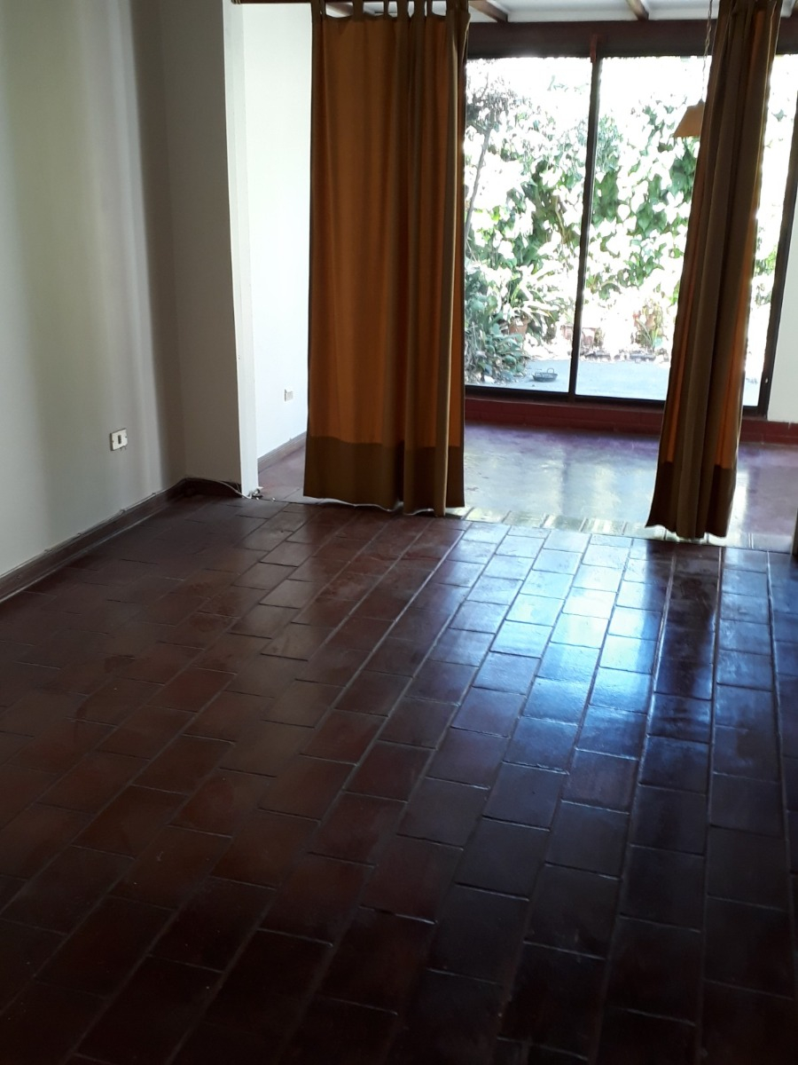 Arriendo Casa NO 4D 2B 2E Col&oacute;n Oriente - Vital Apoquindo - Las Condes