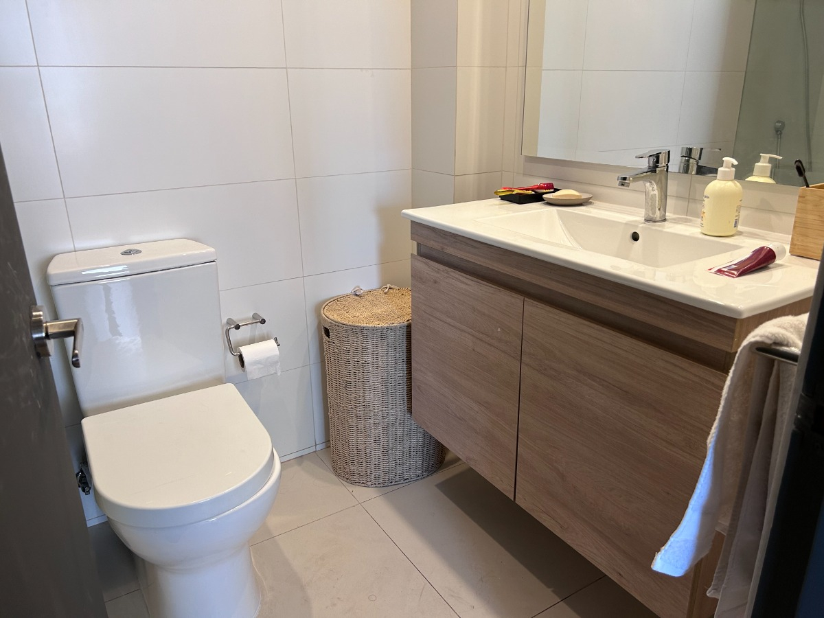 Venta Departamento 3D 2B 2E 1B Barrio El Golf - Las Condes