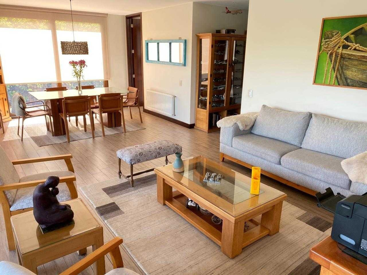 Venta Casa N 4D en suite Walk-in cl&oacute;set 4B 2E Chicureo - Colina