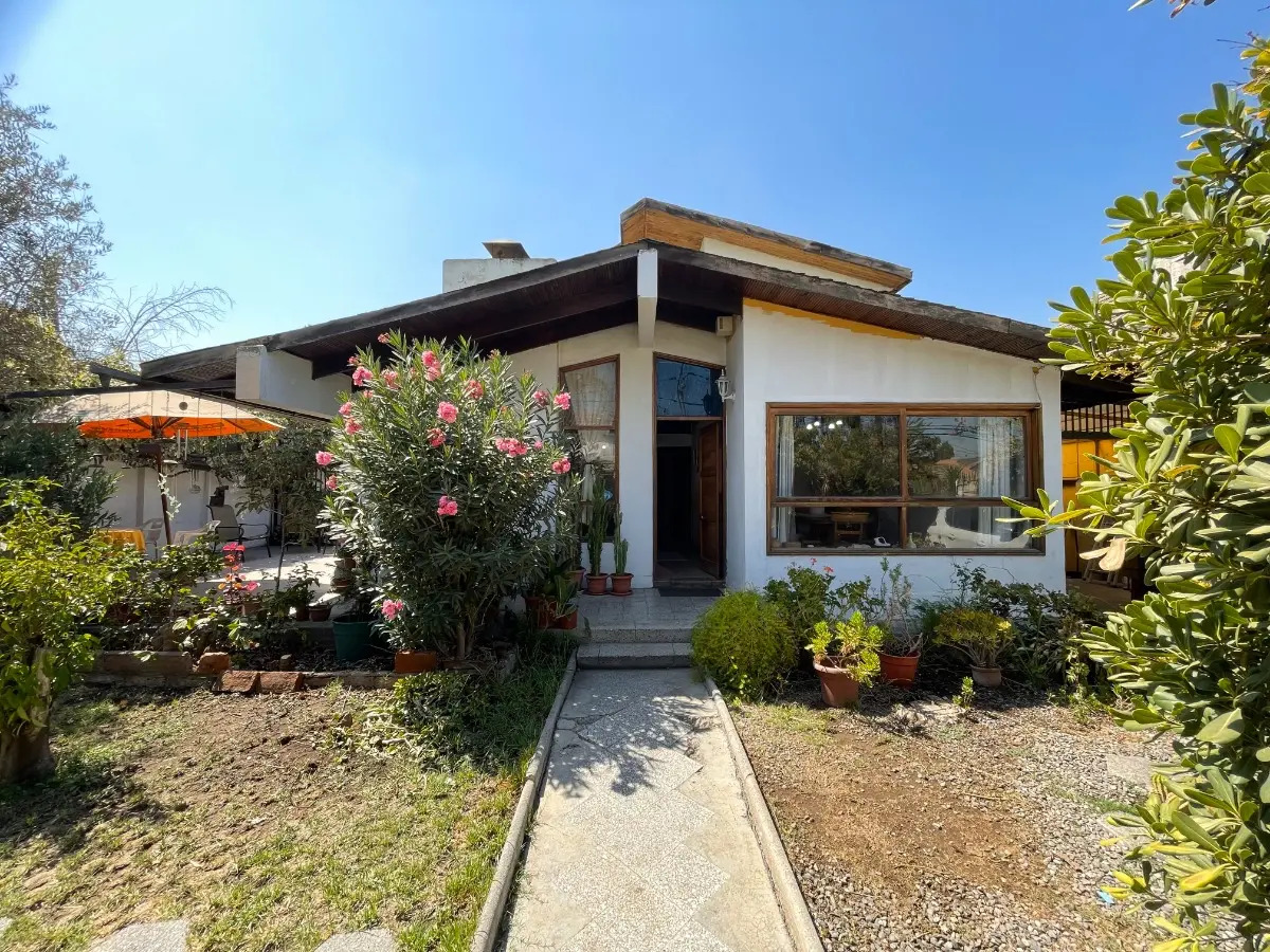 Venta Casa P 6D 3B 2E Francisco de Villagra - La Reina