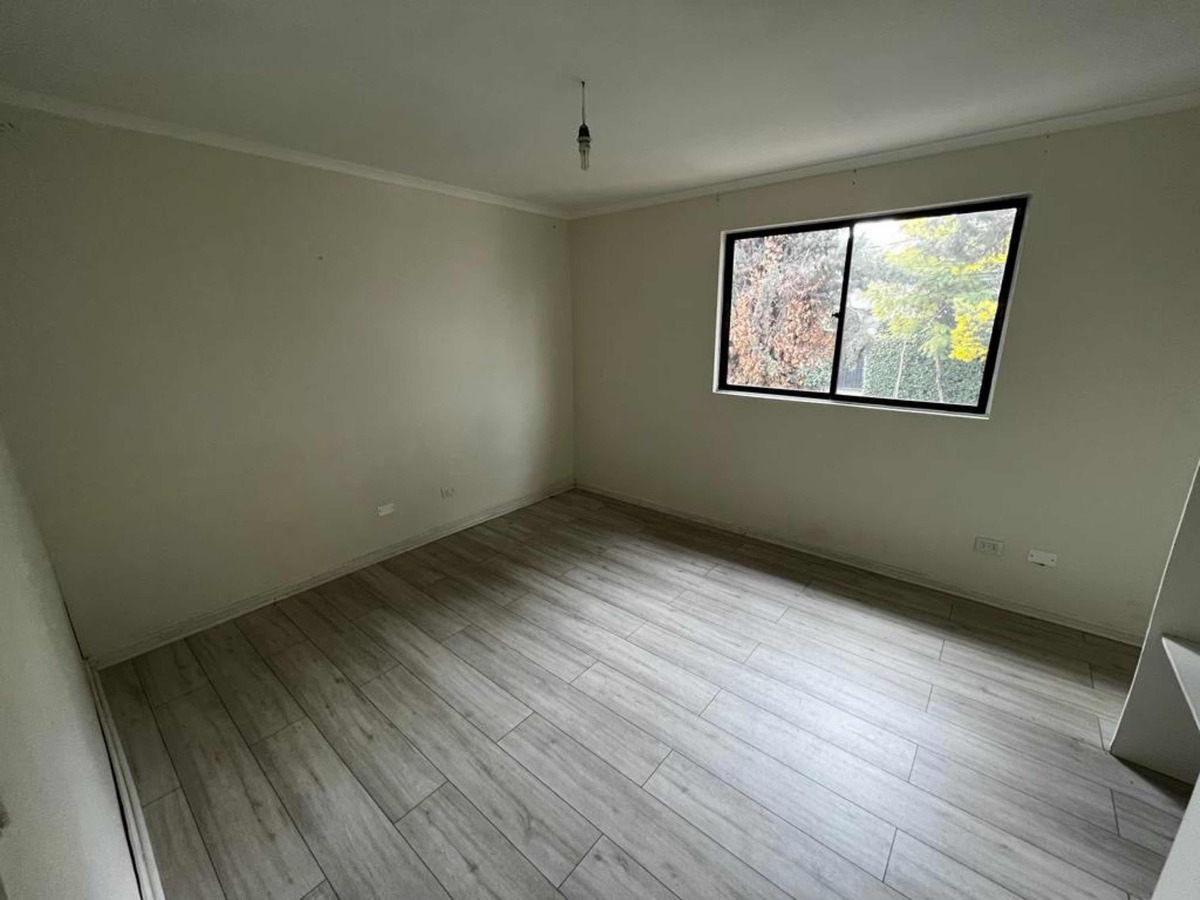 Venta Casa 5D 4B 3E Los Dominicos - Las Condes