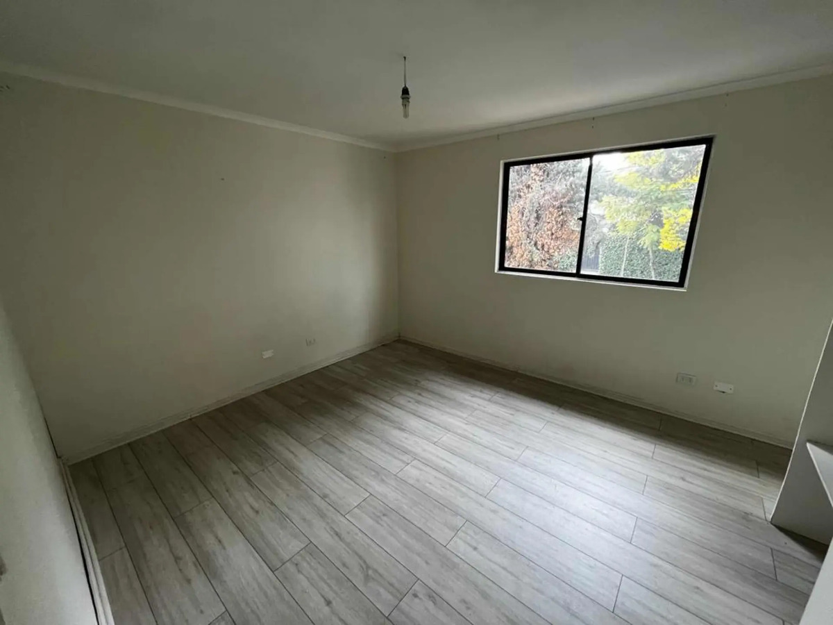 Venta Casa 5D 4B 3E Los Dominicos - Las Condes
