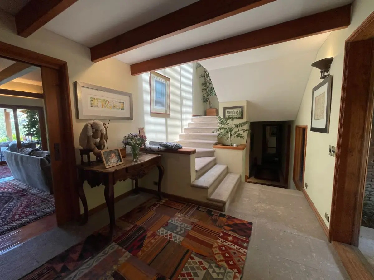 Venta Casa 7D en suite Walk-in cl&oacute;set 4B 6E 2B La Dehesa - Lo Barnechea
