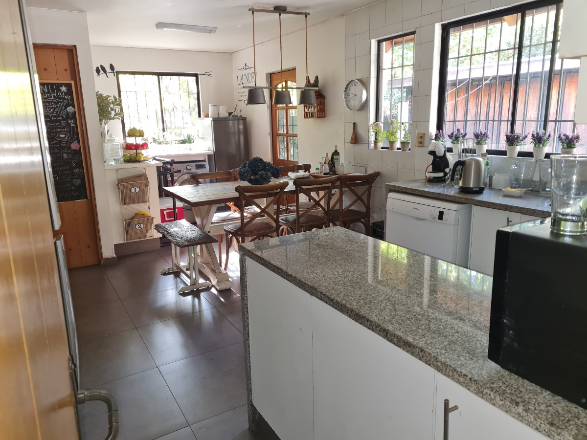 Venta Casa NO 5D en suite Walk-in cl&oacute;set 4B 2E 1B La Dehesa - Lo Barnechea