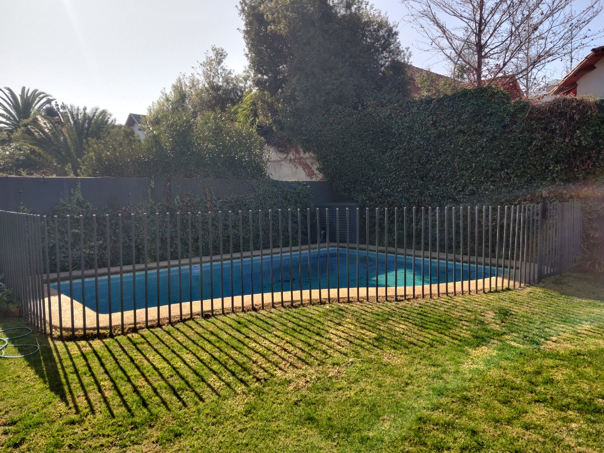 Arriendo Casa 3D 3B 2E 2B San Carlos de Apoquindo - Las Condes