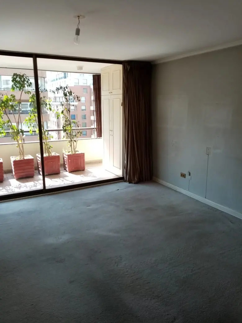 Venta Departamento 2D Barrio El Golf - Las Condes