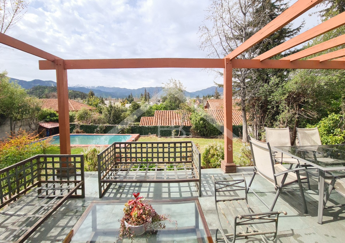 Venta Casa NO 5D en suite Walk-in cl&oacute;set 5B 3E 1B Los Trapenses - Lo Barnechea