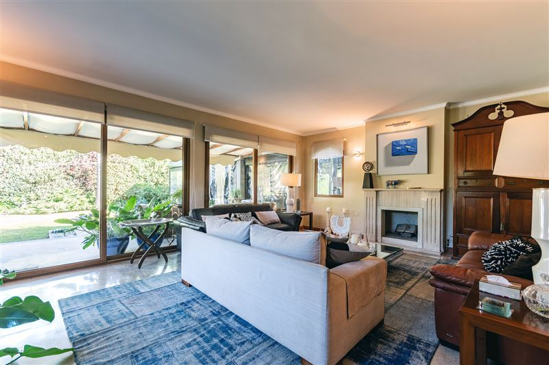 Venta Casa Nor-Poniente 6D en suite Walk-in cl&oacute;set 5B 6E 2B Los Trapenses - Lo Barnechea