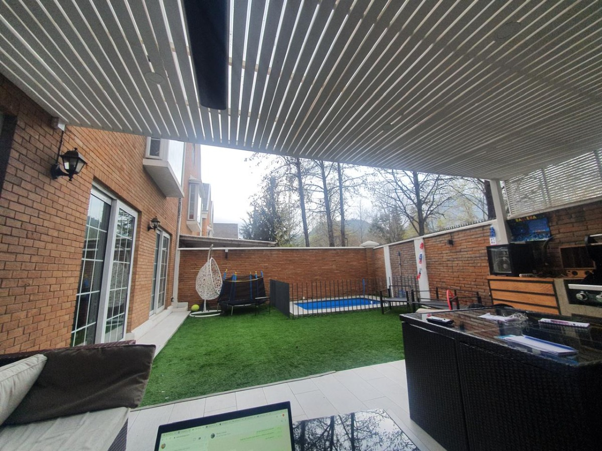 Venta Casa O 5D en suite Walk-in cl&oacute;set 5B 3E 1B Los Trapenses - Lo Barnechea