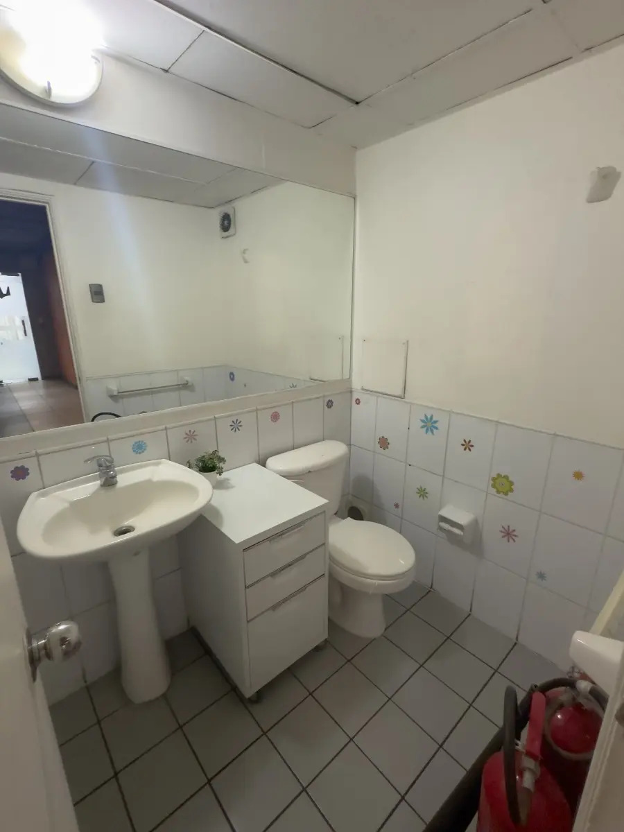 Arriendo Oficina NO 2B Los Leones - Providencia