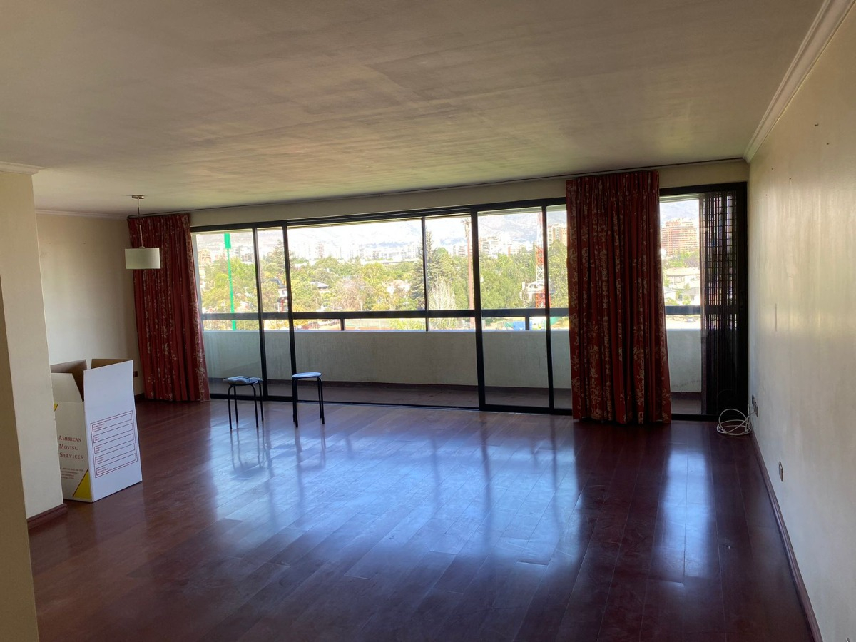 Arriendo Departamento NO 3D en suite 4B 2E 1B Barrio El Golf - Las Condes