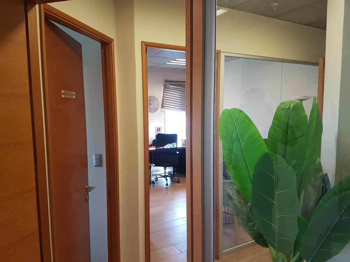 Arriendo Oficina S 2B 3E Parque Bicentenario - Vitacura