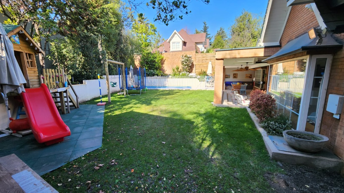 Venta Casa 6D El Huinganal - Lo Barnechea