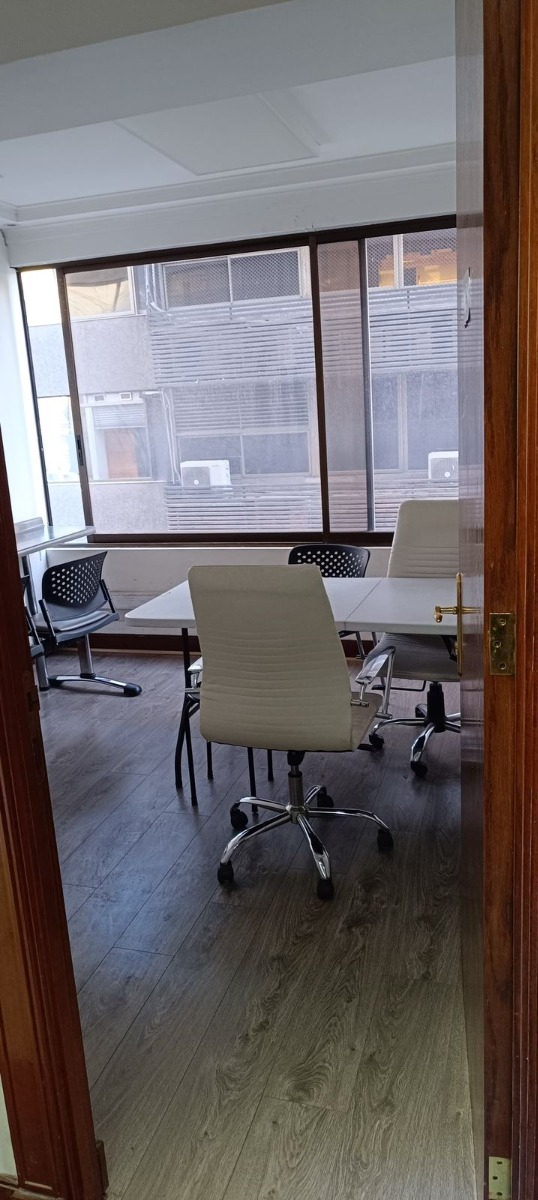 Arriendo Oficina 4B 3E Pedro de Valdivia - Providencia