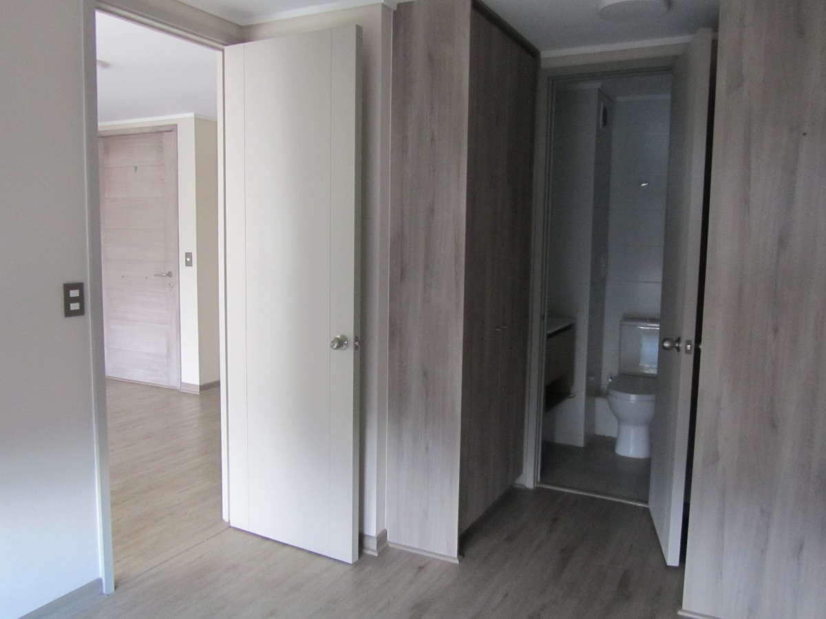 Venta Departamento O 2D en suite 2B 1E 1B Antigua Lo Barnechea - Lo Barnechea