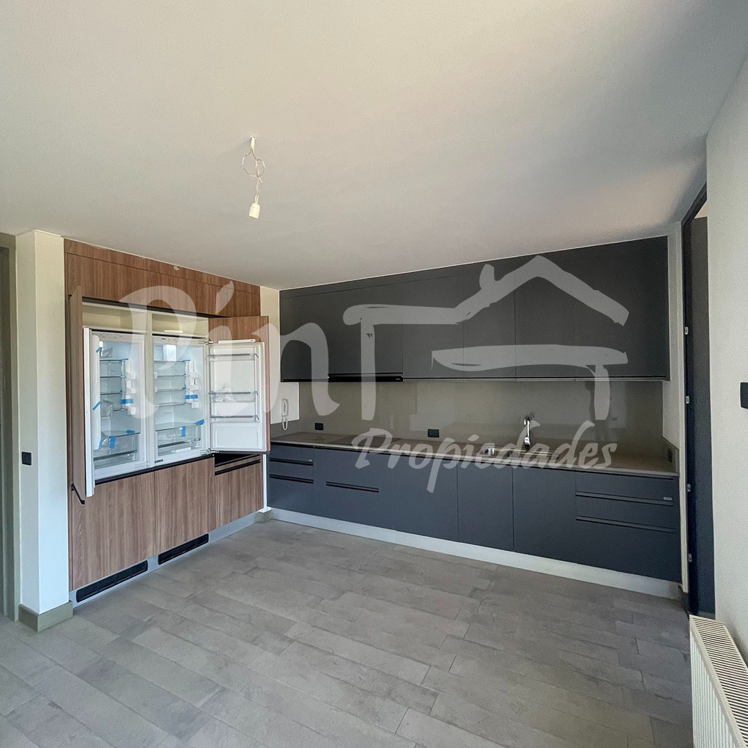 Venta Departamento O 2D Walk-in cl&oacute;set 3B 1E 1B Estadio Croata - Vitacura