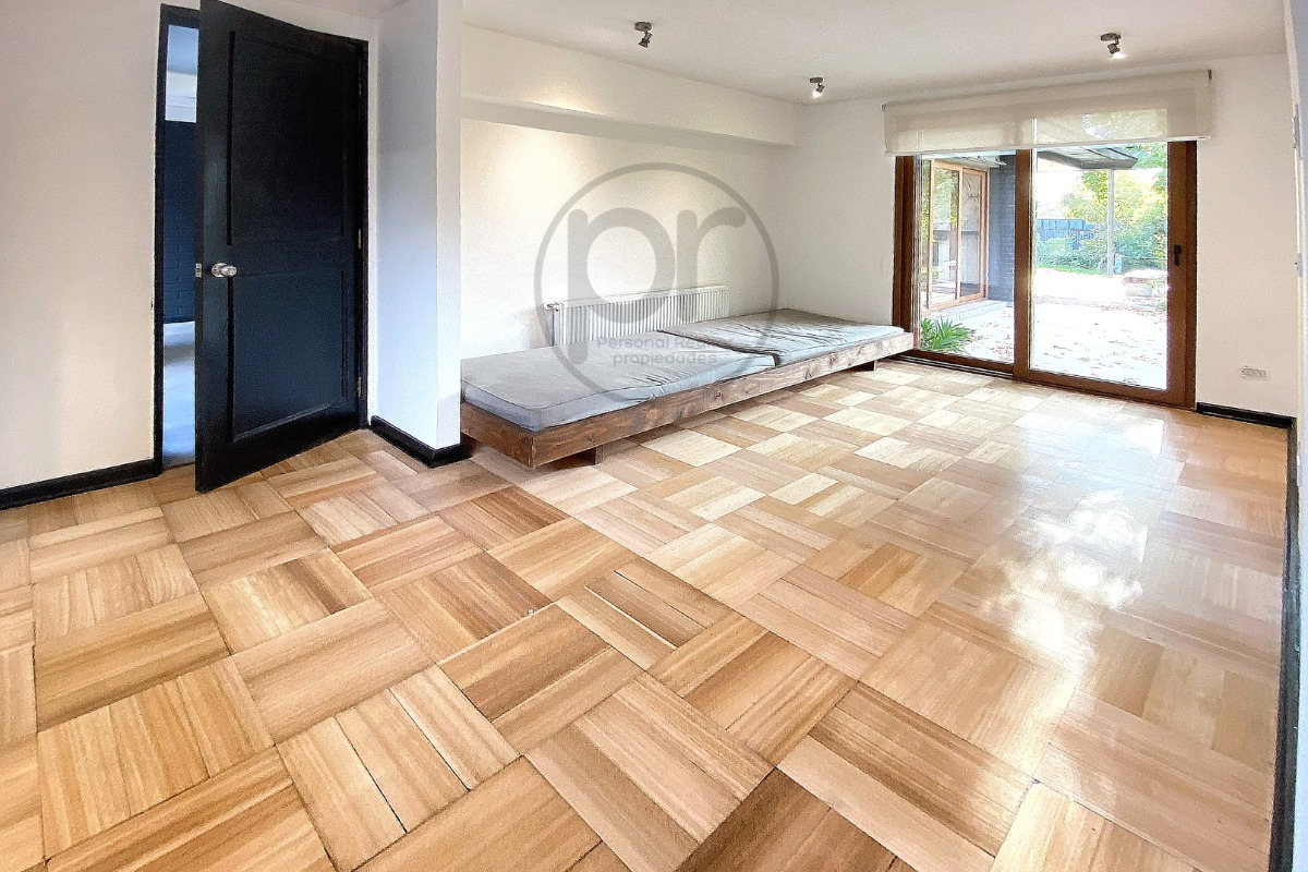 Arriendo Casa NO 3D en suite Walk-in cl&oacute;set 4B 3E 1B Juan XXIII - Vitacura