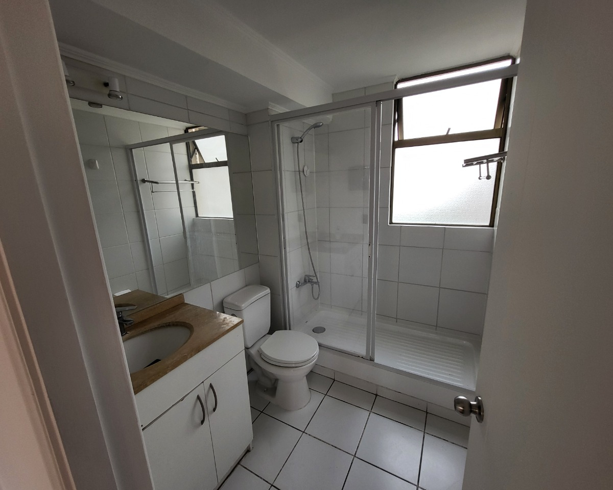 Arriendo Departamento NO 3D en suite Walk-in cl&oacute;set 3B 1E 1B Metro Manquehue - Apumanque - Las Condes