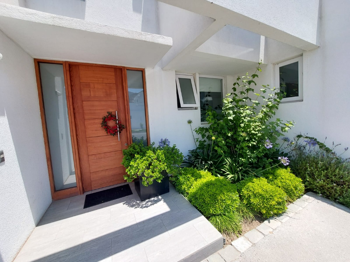 Arriendo Casa 4D La Dehesa - Lo Barnechea