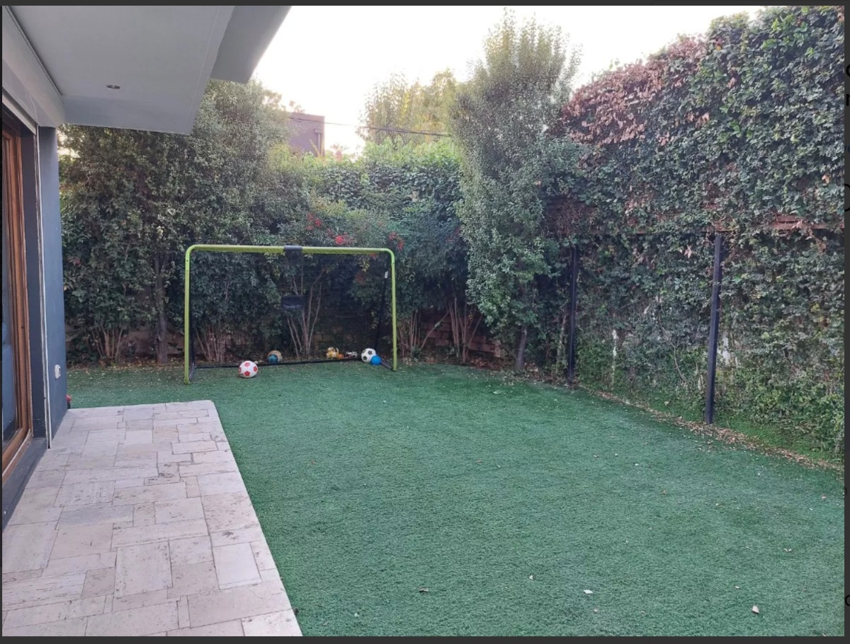 Venta Casa NO 4D en suite Walk-in cl&oacute;set 4B 2E 1B Estadio Manquehue - Vitacura