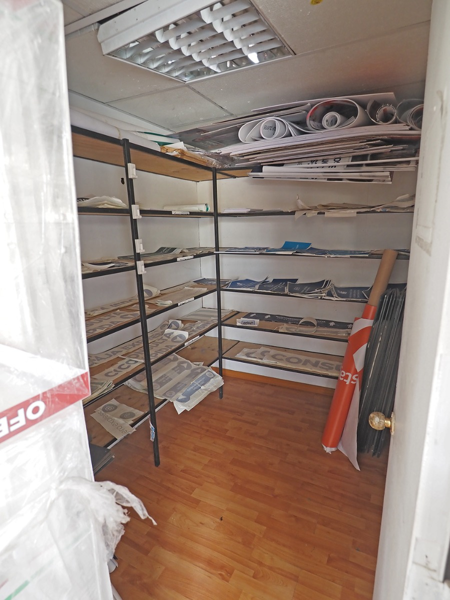 Arriendo Oficina P 2B 6E 3B Los Dominicos - Las Condes