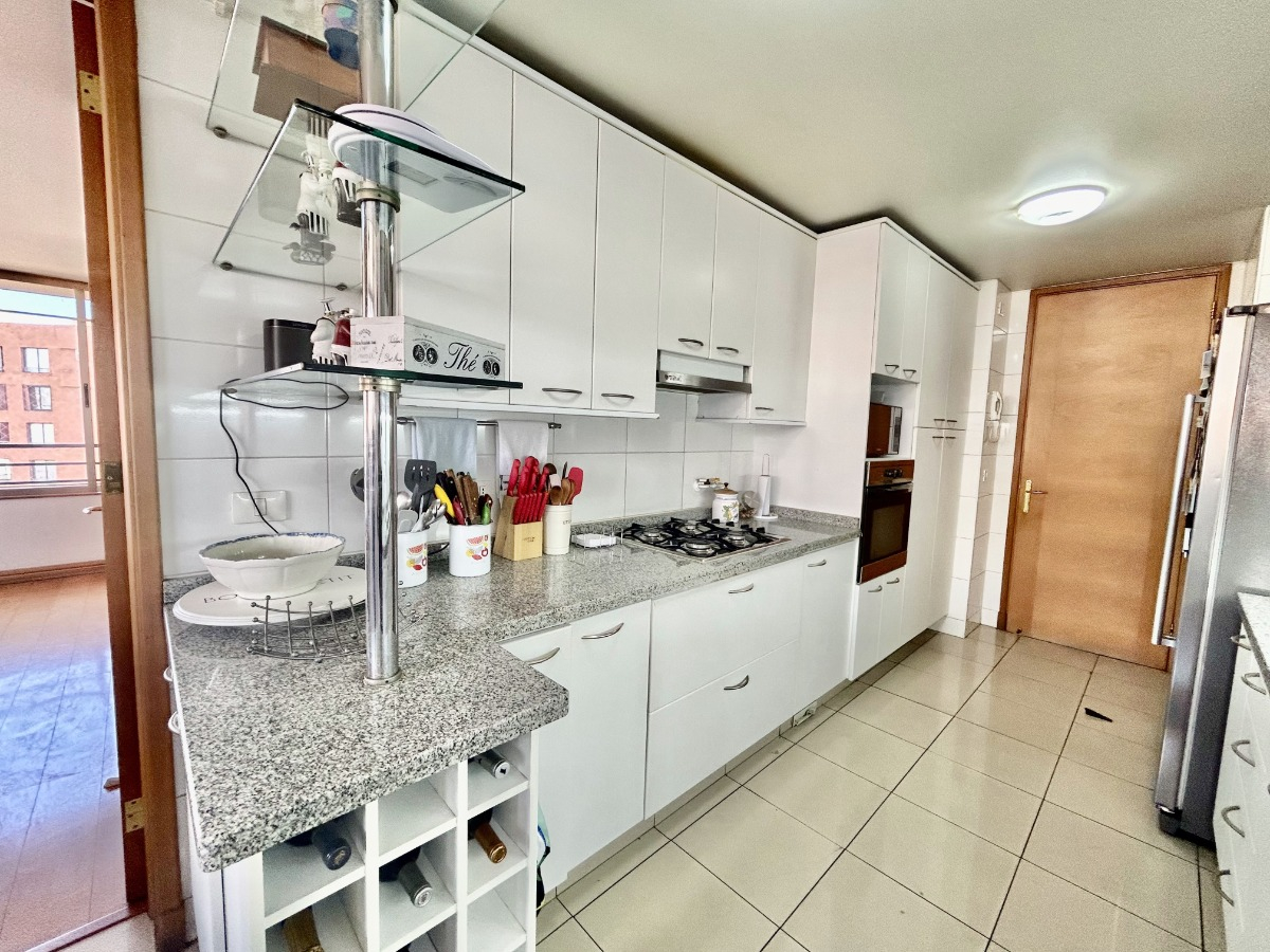 Venta Departamento NOSP 3D Walk-in cl&oacute;set 4B 2E 1B Metro Manquehue - Apumanque - Las Condes