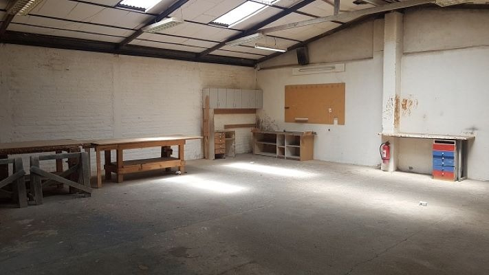 Galp&oacute;n Apto Para Uso De Industria Inofensiva