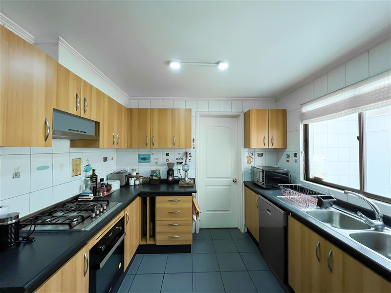 Venta Casa Sur 3D en suite Walk-in cl&oacute;set 3B 2E 1B La Dehesa - Lo Barnechea