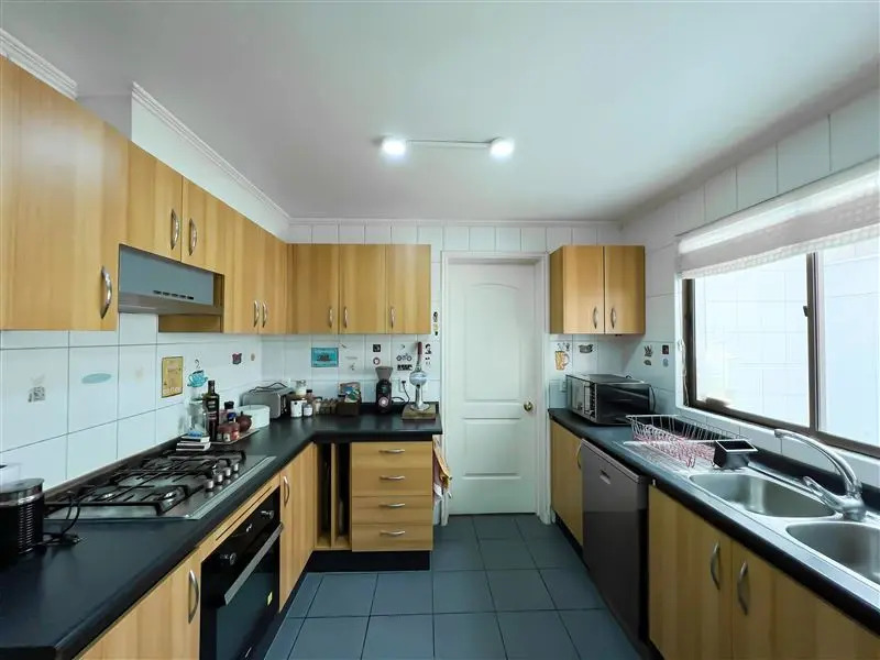 Venta Casa Sur 3D en suite Walk-in cl&oacute;set 3B 2E 1B La Dehesa - Lo Barnechea