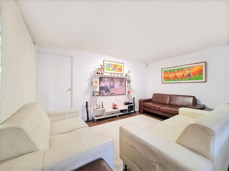 Venta Casa O 4D en suite Walk-in cl&oacute;set 2B 3E 1B Pepe Vila - La Reina