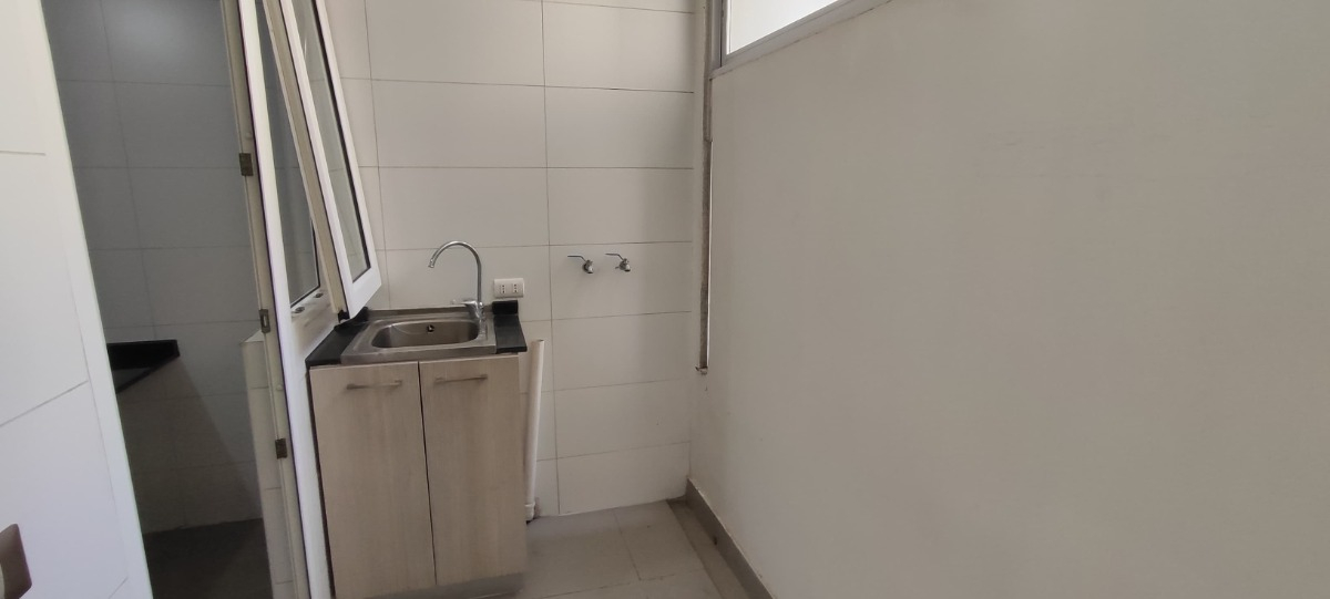 Venta Departamento NP 4D en suite Walk-in cl&oacute;set 4B 2E 1B San Carlos de Apoquindo - Las Condes