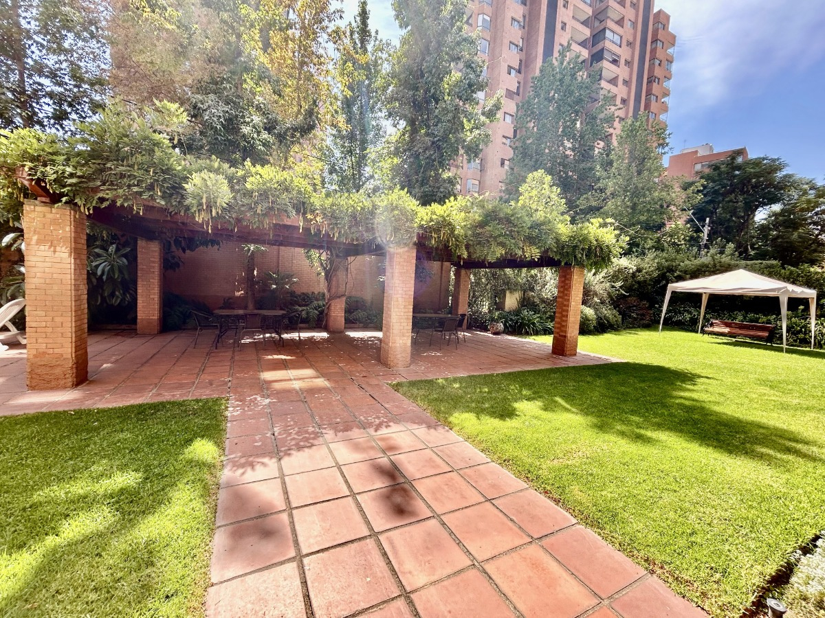 Venta Departamento NOSP 3D Walk-in cl&oacute;set 4B 2E 1B Metro Manquehue - Apumanque - Las Condes