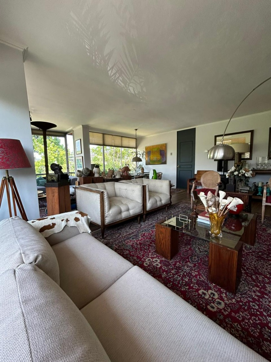 Venta Departamento O 4D en suite Walk-in cl&oacute;set 3B 2E 1B Borde R&iacute;o - Casa Piedra - Vitacura