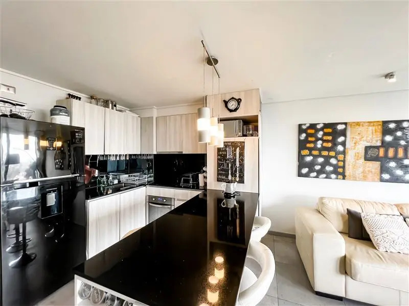 Venta Departamento 2D Mallsport  - Lo Barnechea