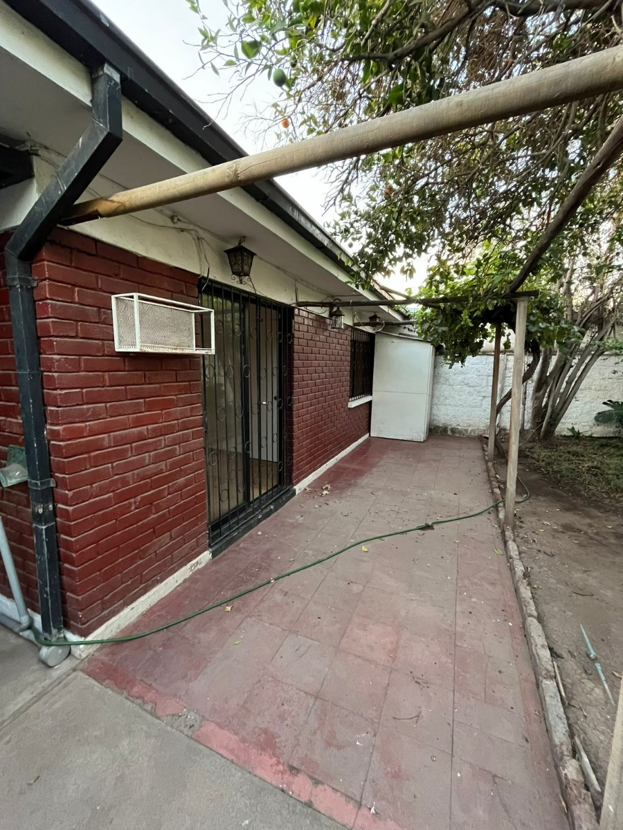 Venta Casa S 3D 1B 2E 1B Carlos Ossand&oacute;n - La Reina