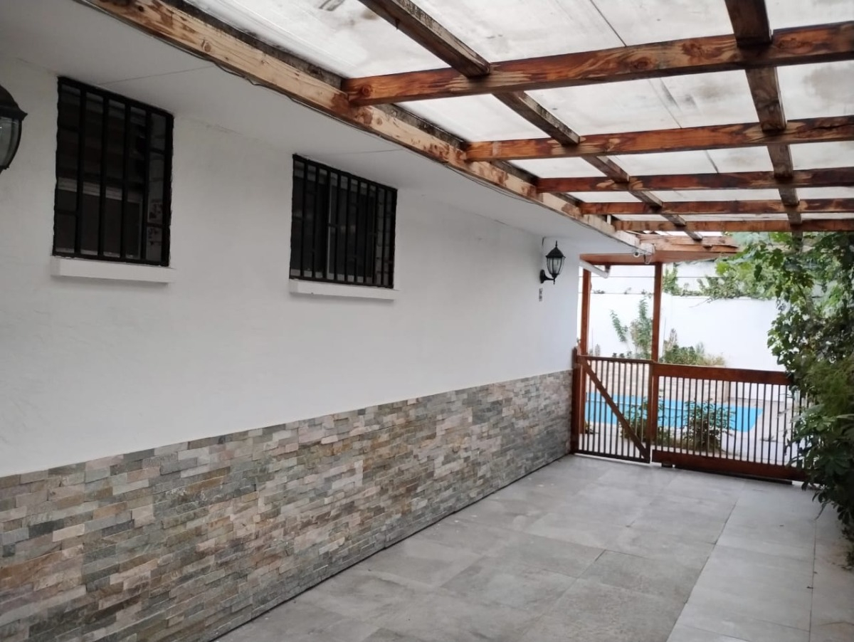 Venta Casa O 4D 4B 5E 1B Rotonda Atenas - Las Condes