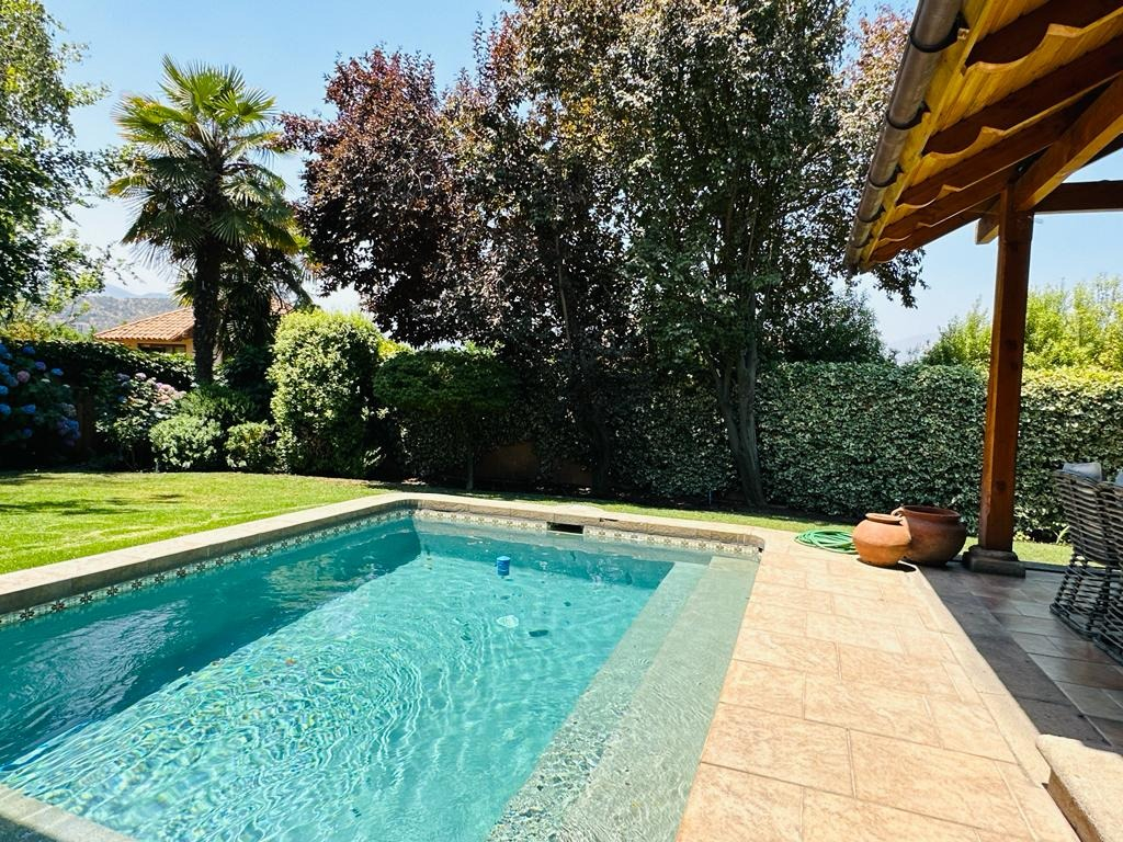 Venta Casa NO 4D en suite Walk-in cl&oacute;set 5B 3E 1B Los Trapenses - Lo Barnechea