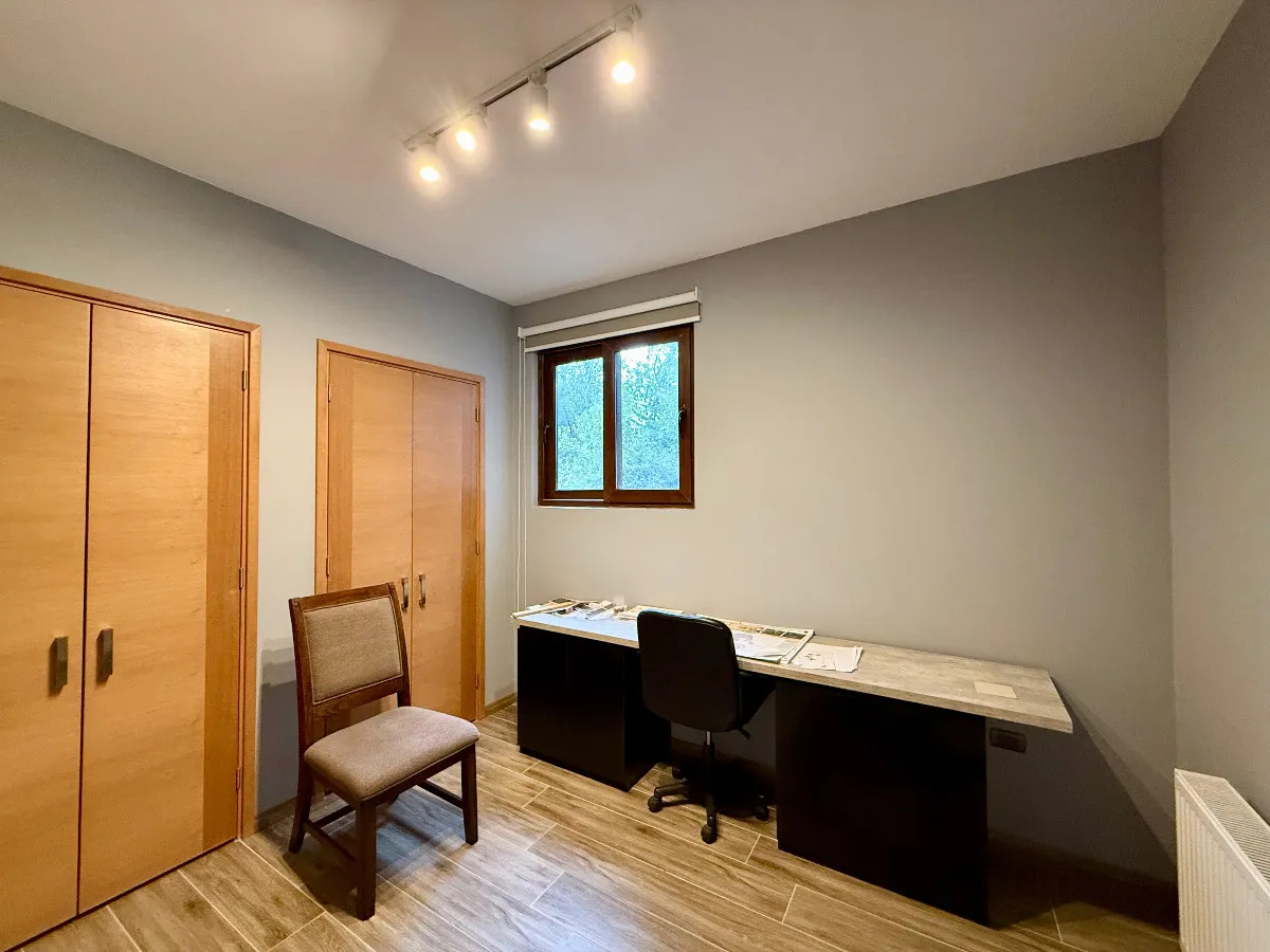 Venta Casa NOSP 6D WI cl&oacute;set Suite 5B 8E 2Bd 320m2 El Array&aacute;n - Lo Barnechea