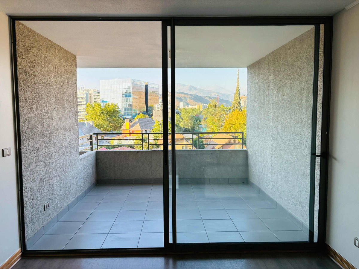 Arriendo Departamento NO 2D en suite 2B 1E 1B Metro Hernando de Magallanes - Las Condes