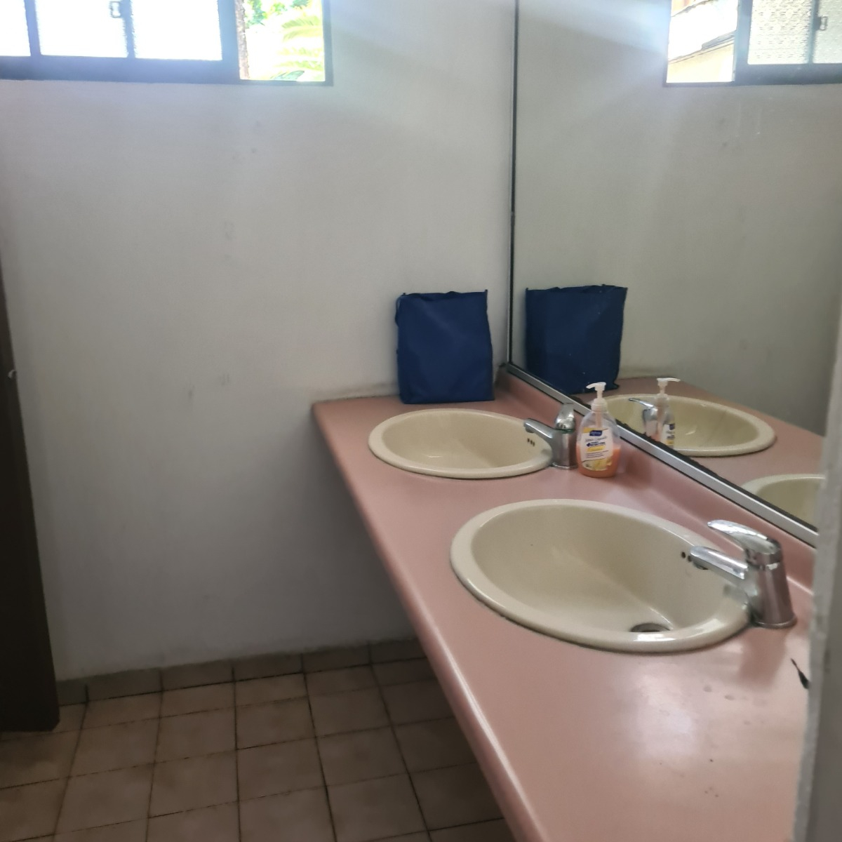 Arriendo Oficina NO 6B 8E In&eacute;s de Su&aacute;rez - Providencia