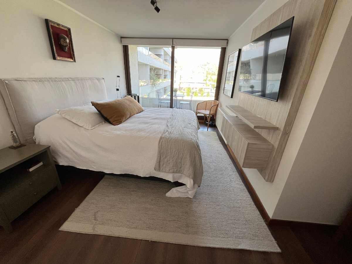 Venta Departamento NO 2D en suite Walk-in cl&oacute;set 2B 2E 1B La Dehesa - Lo Barnechea