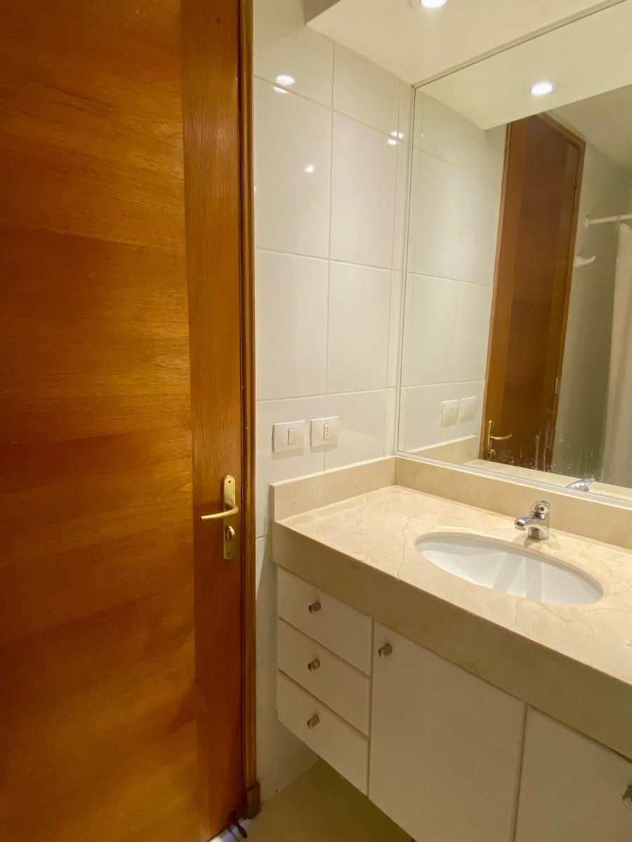 Arriendo Departamento NO 4D en suite Walk-in cl&oacute;set 4B 3E 1B Vaticano - Las Condes