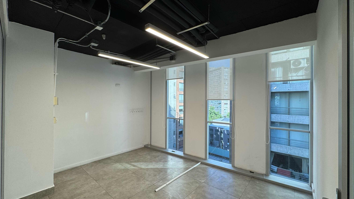 Arriendo Oficina 2B Pedro de Valdivia - Providencia
