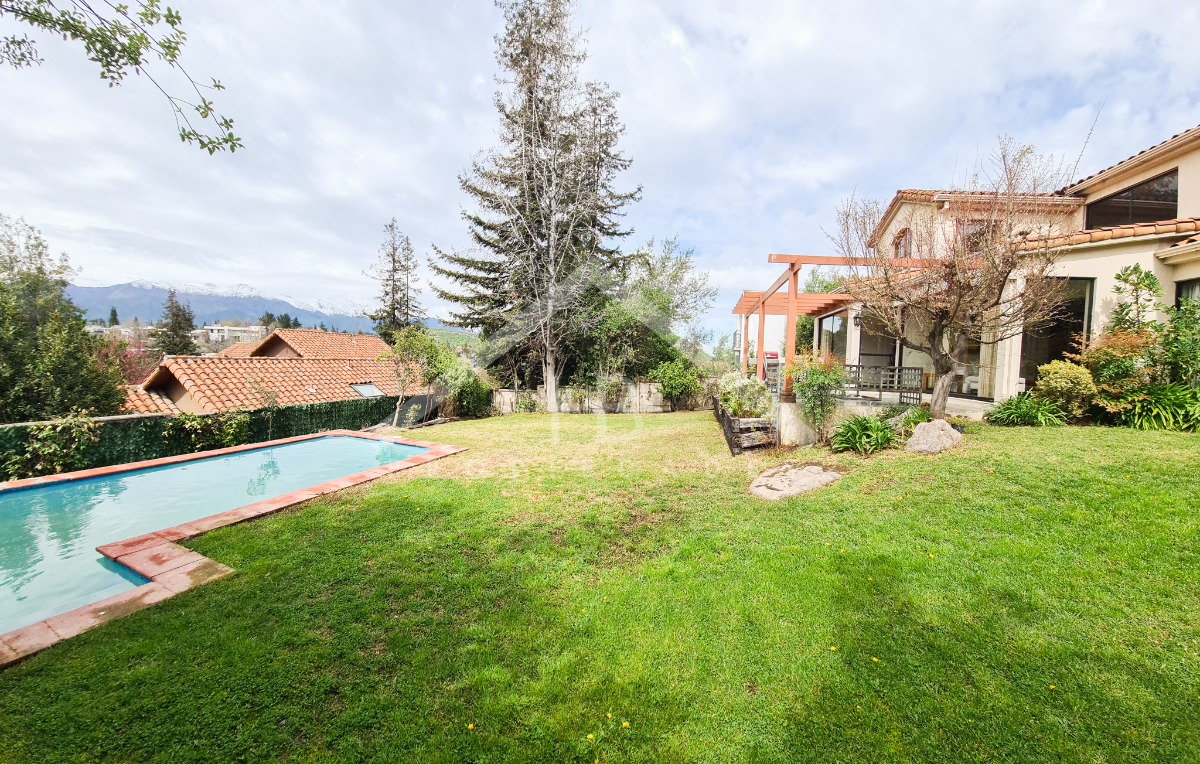 Venta Casa NO 5D en suite Walk-in cl&oacute;set 5B 3E 1B Los Trapenses - Lo Barnechea