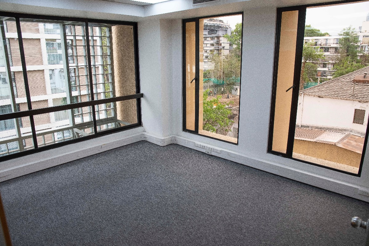 Arriendo Oficina NO 3B 4E 1B Pedro de Valdivia - Providencia