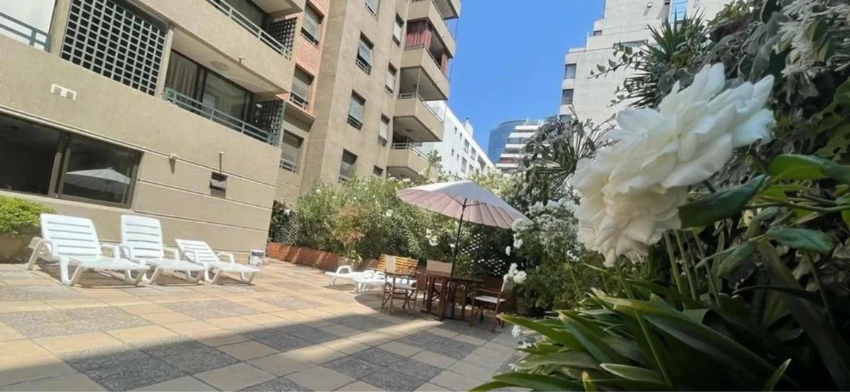 Venta Departamento NP 2D 1B 1E 1B Barrio El Golf - Las Condes