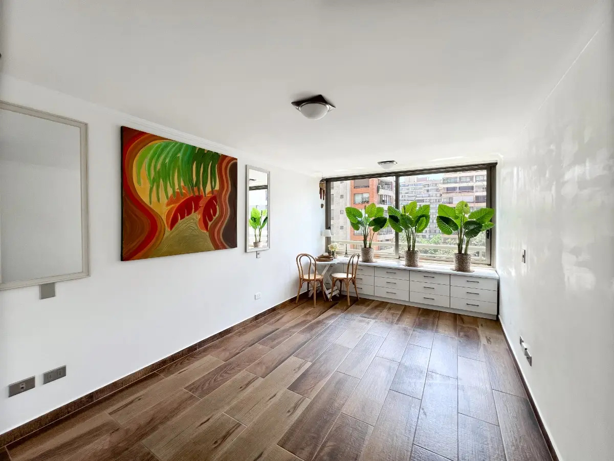 Venta Departamenrto 3D y 2B en Av. Col&oacute;n Oriente, Las Condes