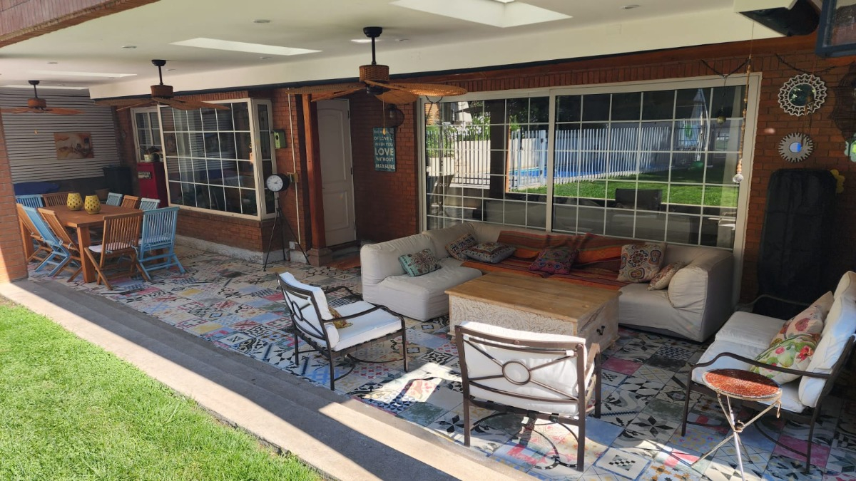 Venta Casa 6D El Huinganal - Lo Barnechea