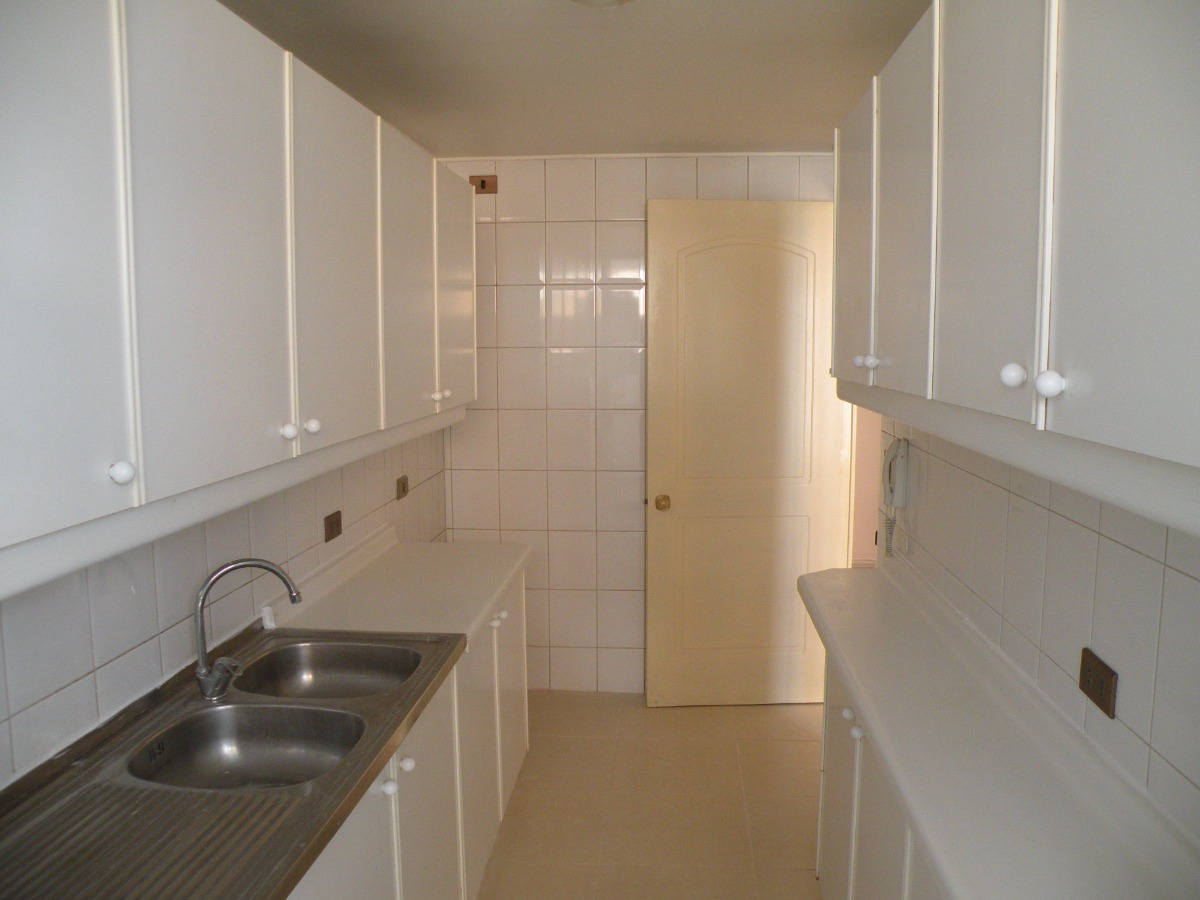 Venta Departamento SP 3D en suite Walk-in cl&oacute;set 3B 2E 1B Metro Manquehue - Apumanque - Las Condes
